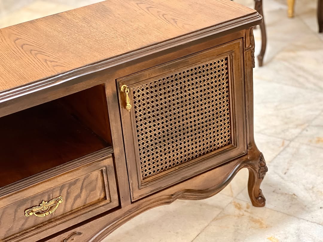 میز تلویزیون باواریایی 180 سانت درب حصیری کشو دار  - 