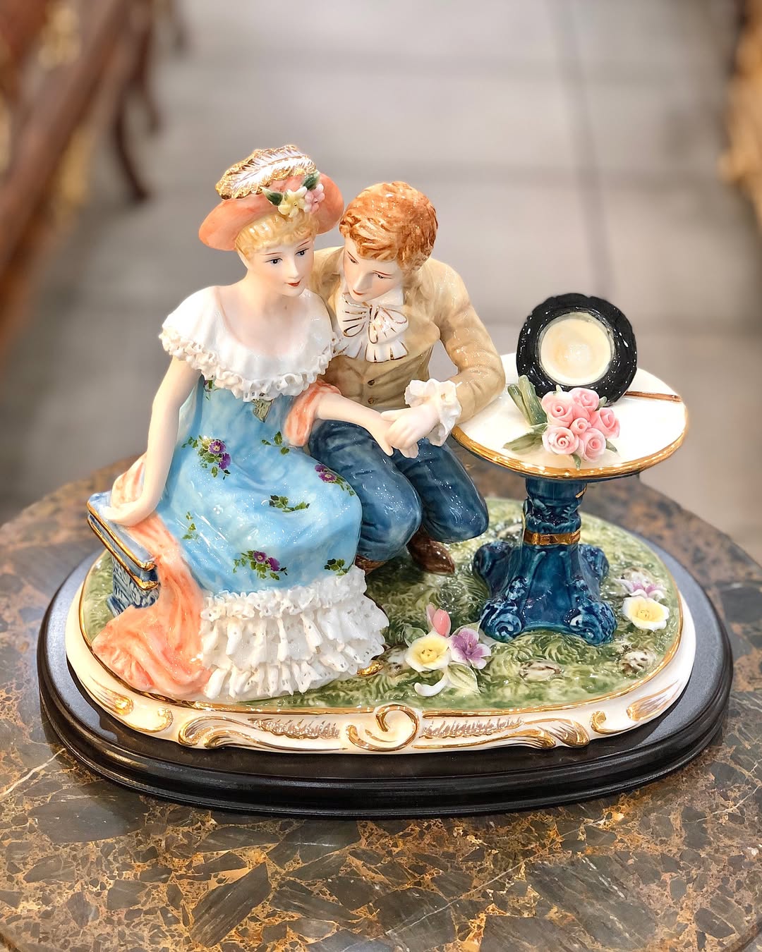 مجسمه چینی زن و مرد  - 