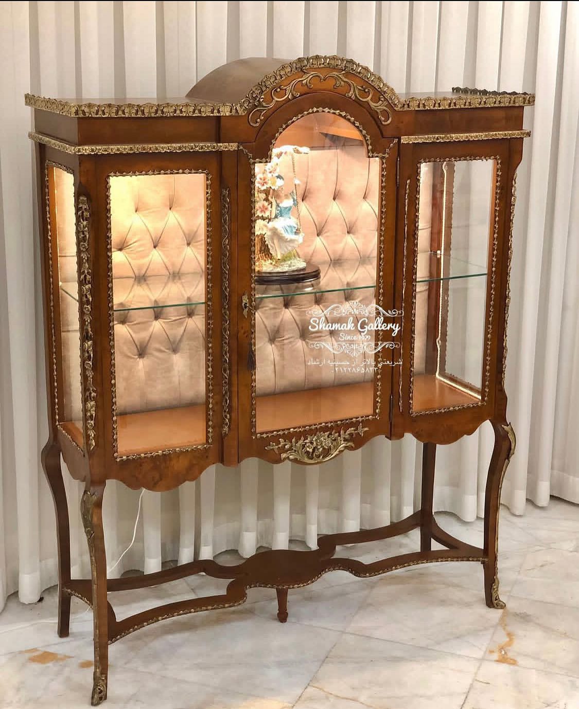 ویترین رویال بزرگ مازول و برنز  - 