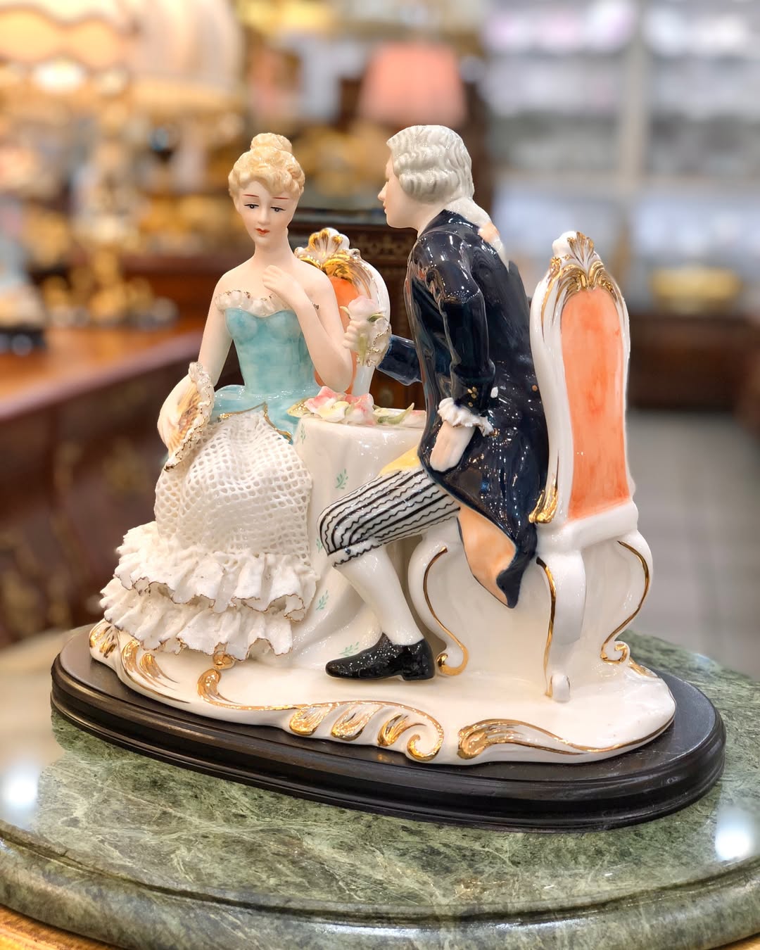 مجسمه چینی زن و مرد  - 