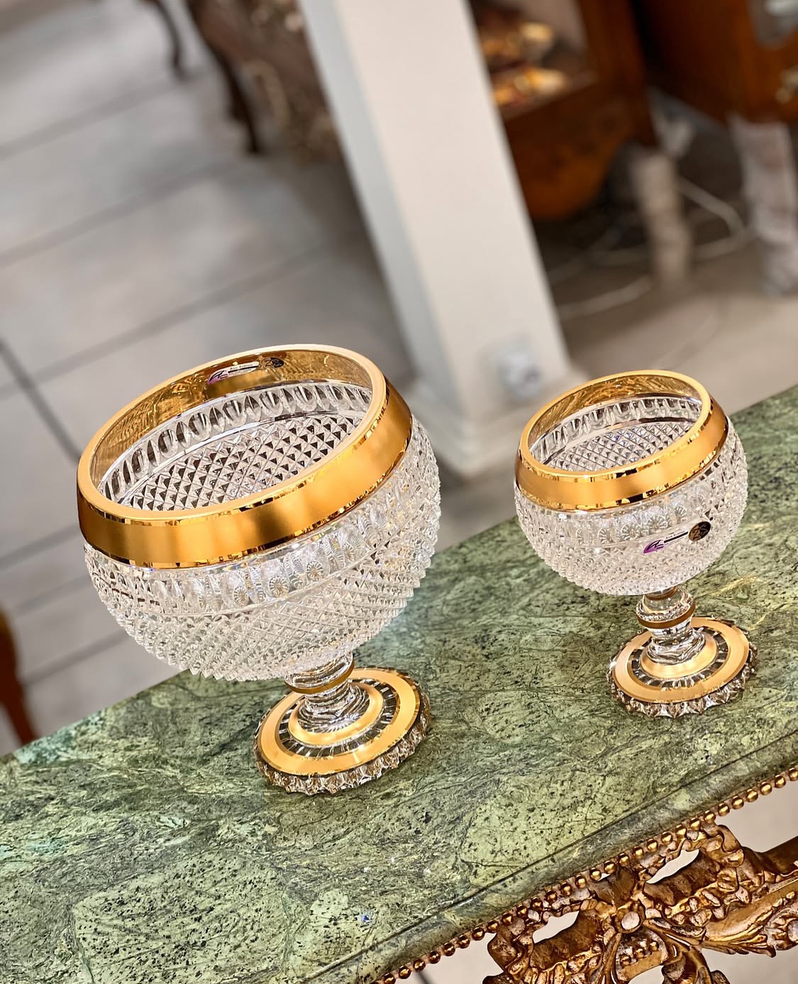 کاسه پایه‌دار دیواره بلند - 