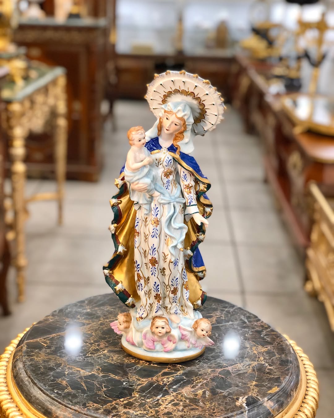 مجسمه‌‌ پرسلین دستساز  مریم مقدس - 