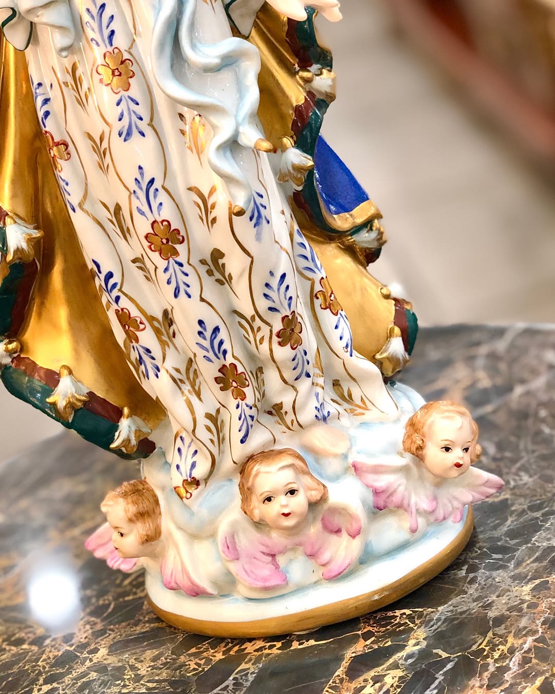 مجسمه‌‌ پرسلین دستساز  مریم مقدس - 