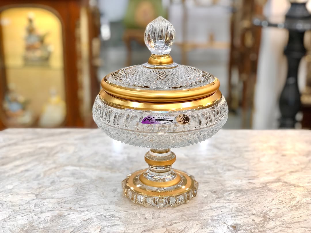 شکلات خوری ۲۰۵ - 