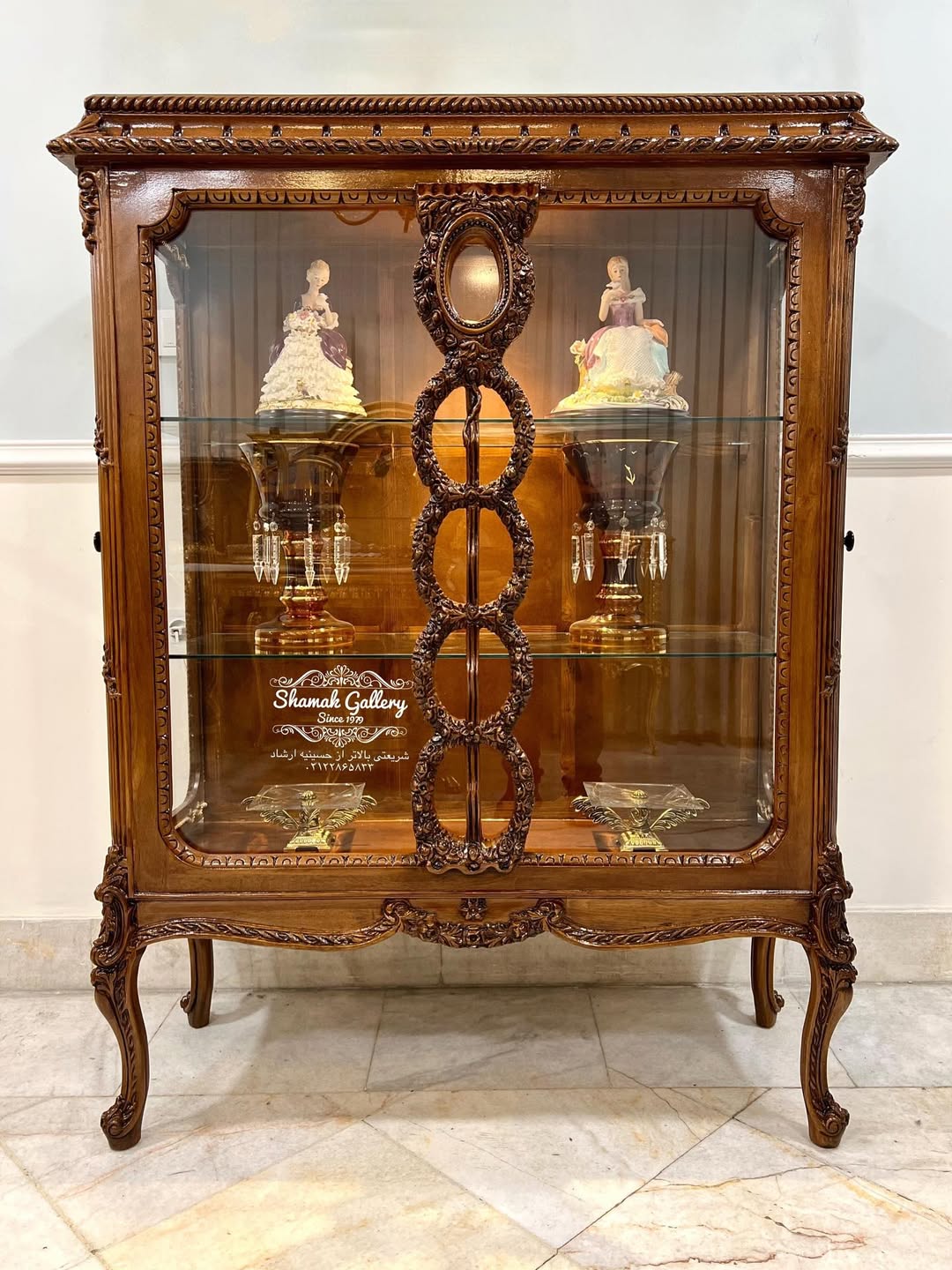 ویترین دودرب از بغل خراطی پر منبت سبک مصری - 