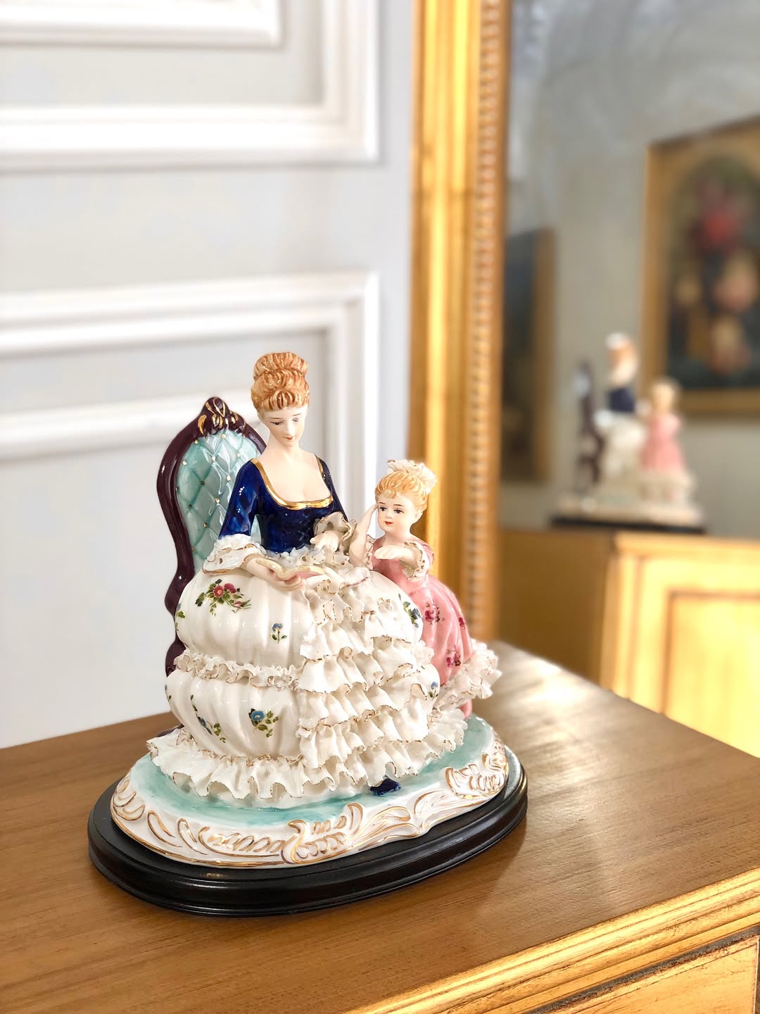 مجسمه چینی مادر و دختر  - 