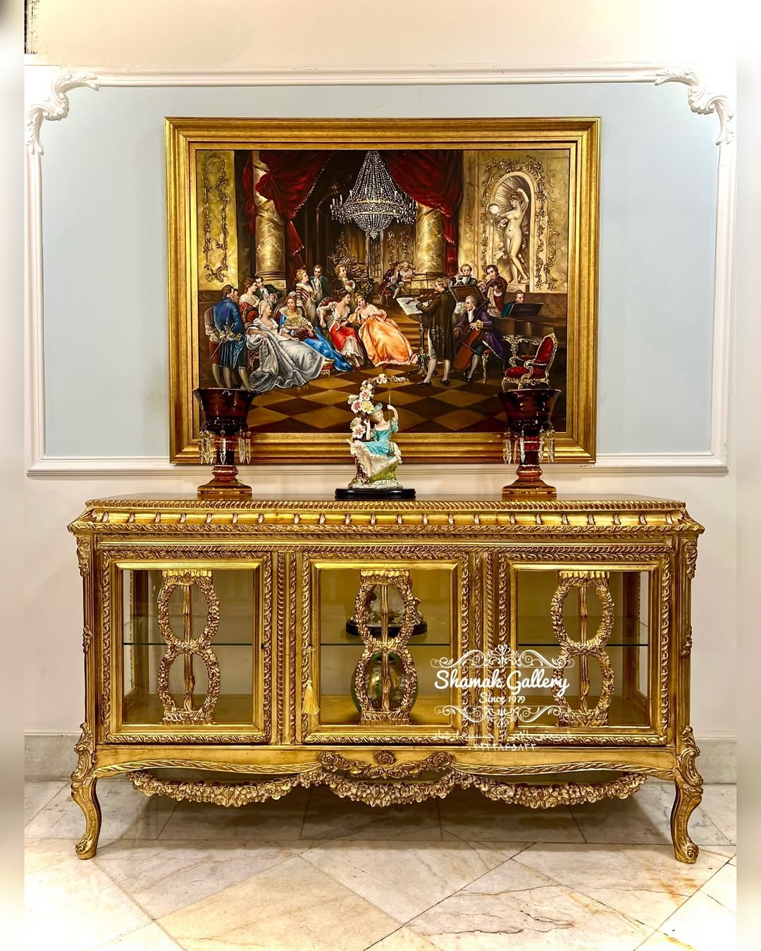 آینه و کنسول ویترین دار، سه‌درب منبت مصری - 