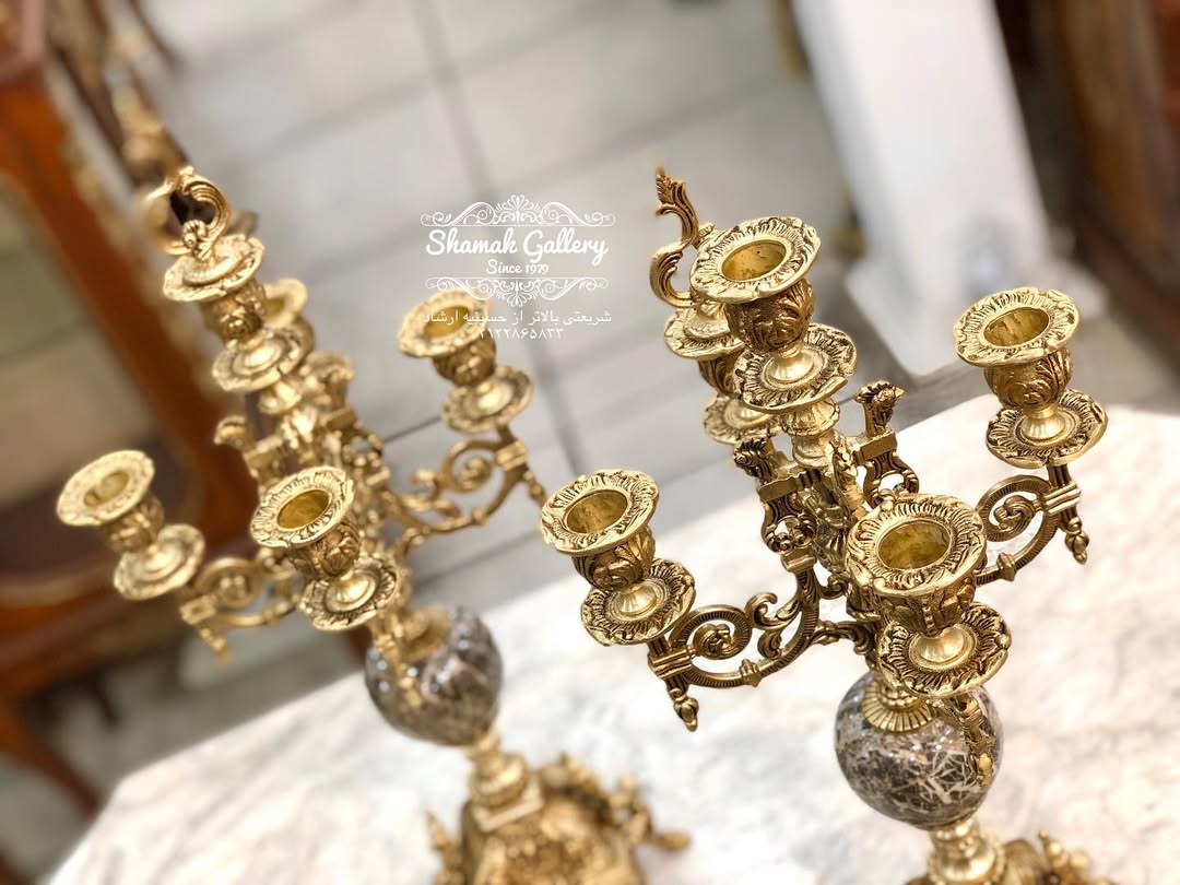 ساعت و شمعدان سنگ و برنز زن نشسته - 