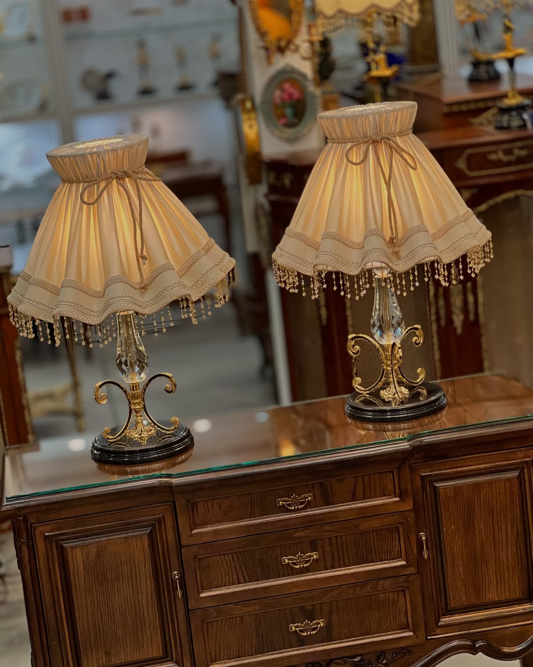 آباژور سنگ برنز، ستون کریستال - 