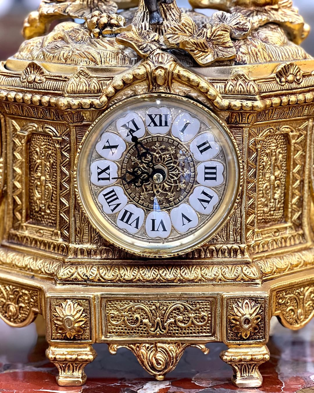 ساعت وشمعدان تمام برنز طرح ایتالیا - 