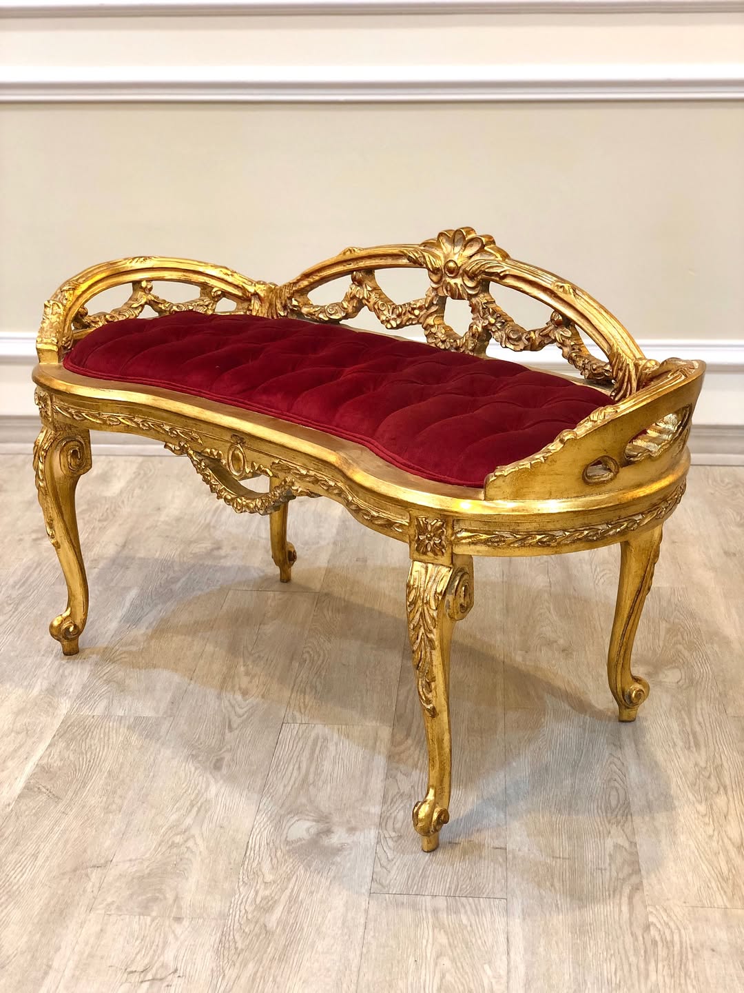 نیم ست مبل و بانکت تمام چوب - 