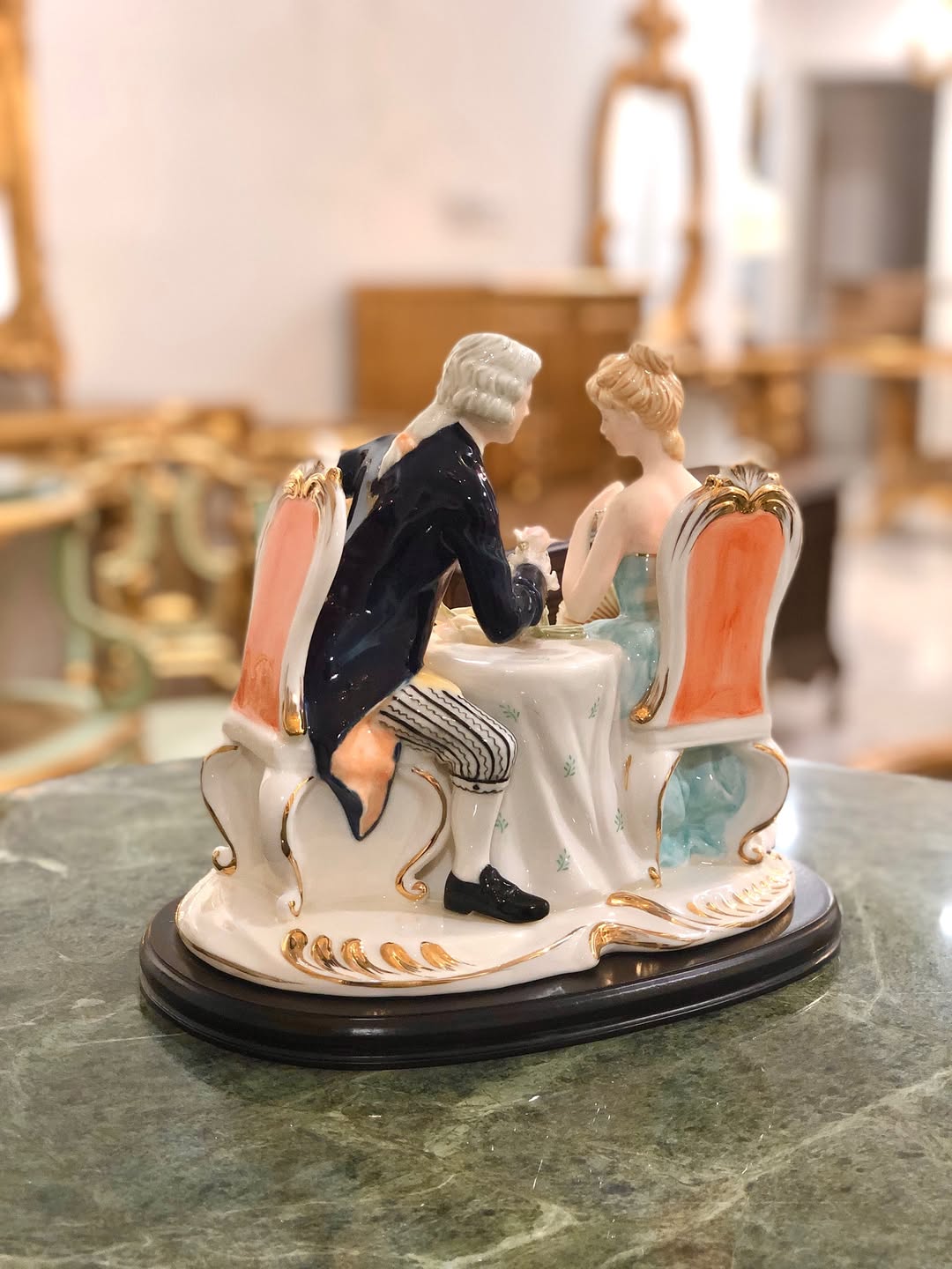 مجسمه چینی کاردست  - 