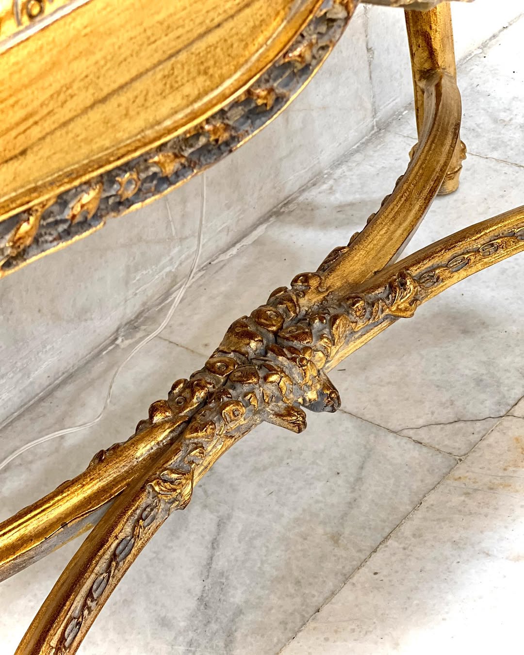 ویترین منبت مصری پایه‌بلند - 