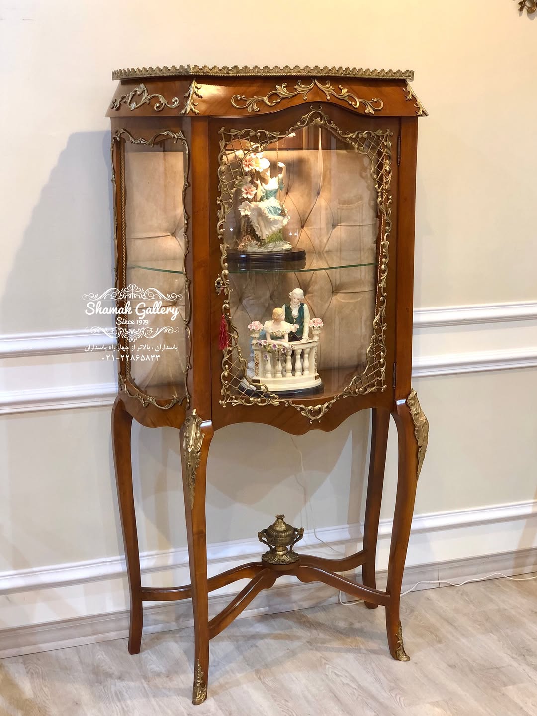 ویترین پایه بلند ایتالیا چوب و برنز - 