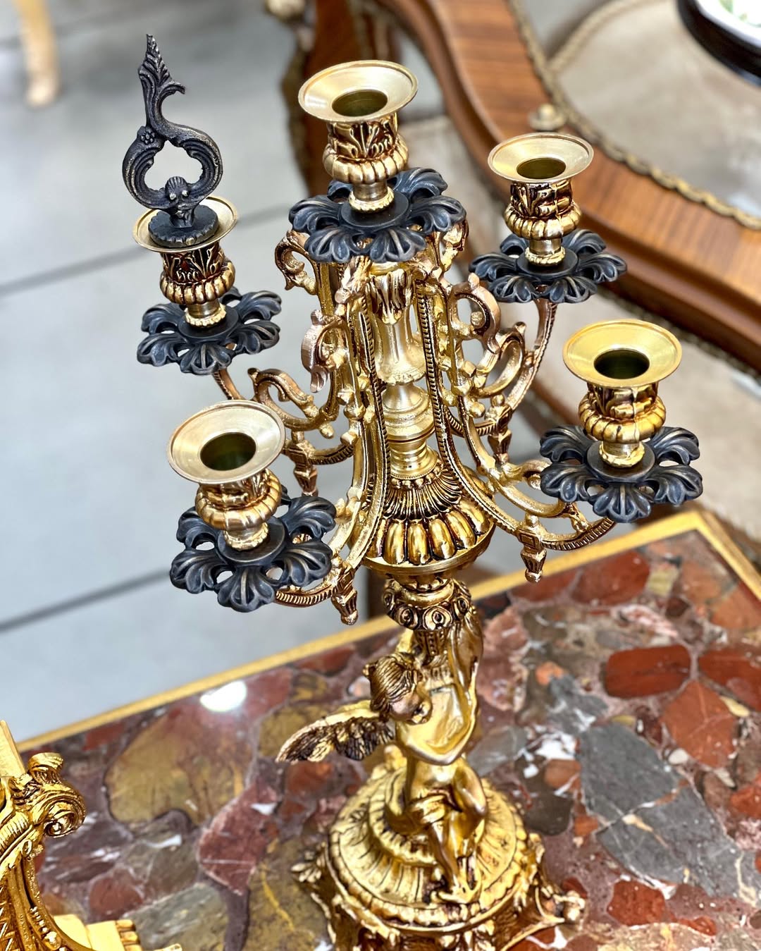 ساعت وشمعدان تمام برنز طرح ایتالیا - 