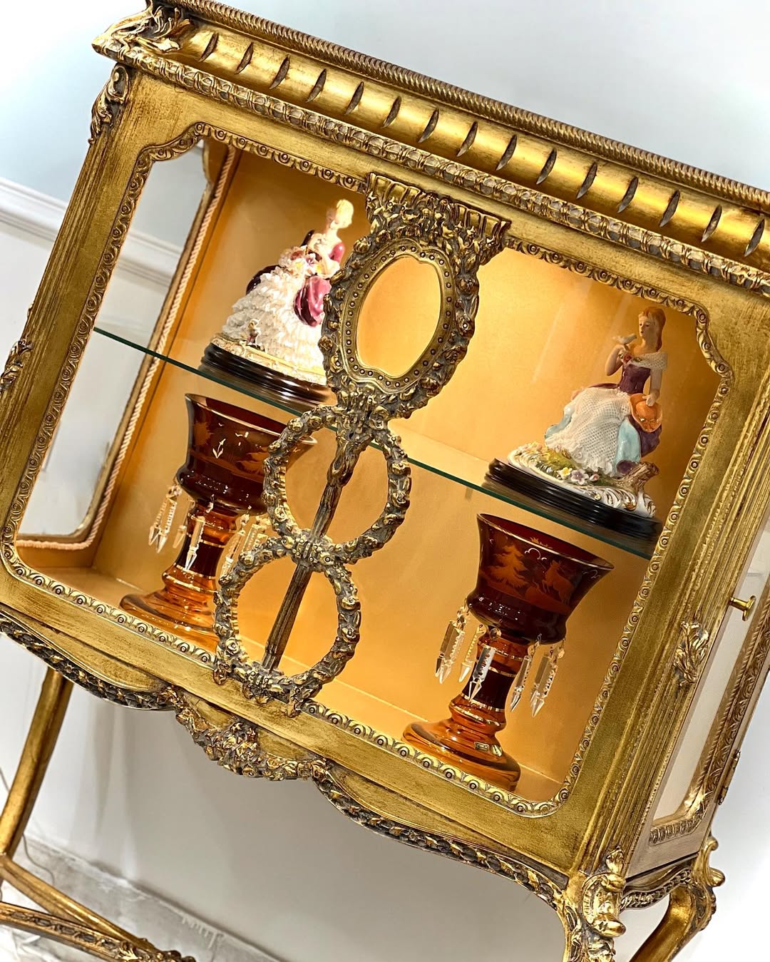 ویترین منبت مصری پایه‌بلند - 