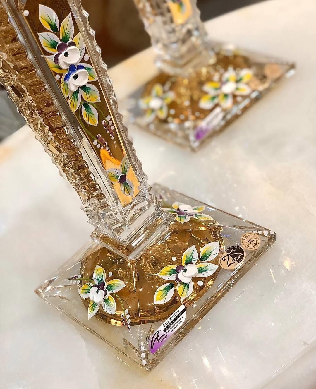 شمعدان طلاکوب گل‌برجسته آلیش - 