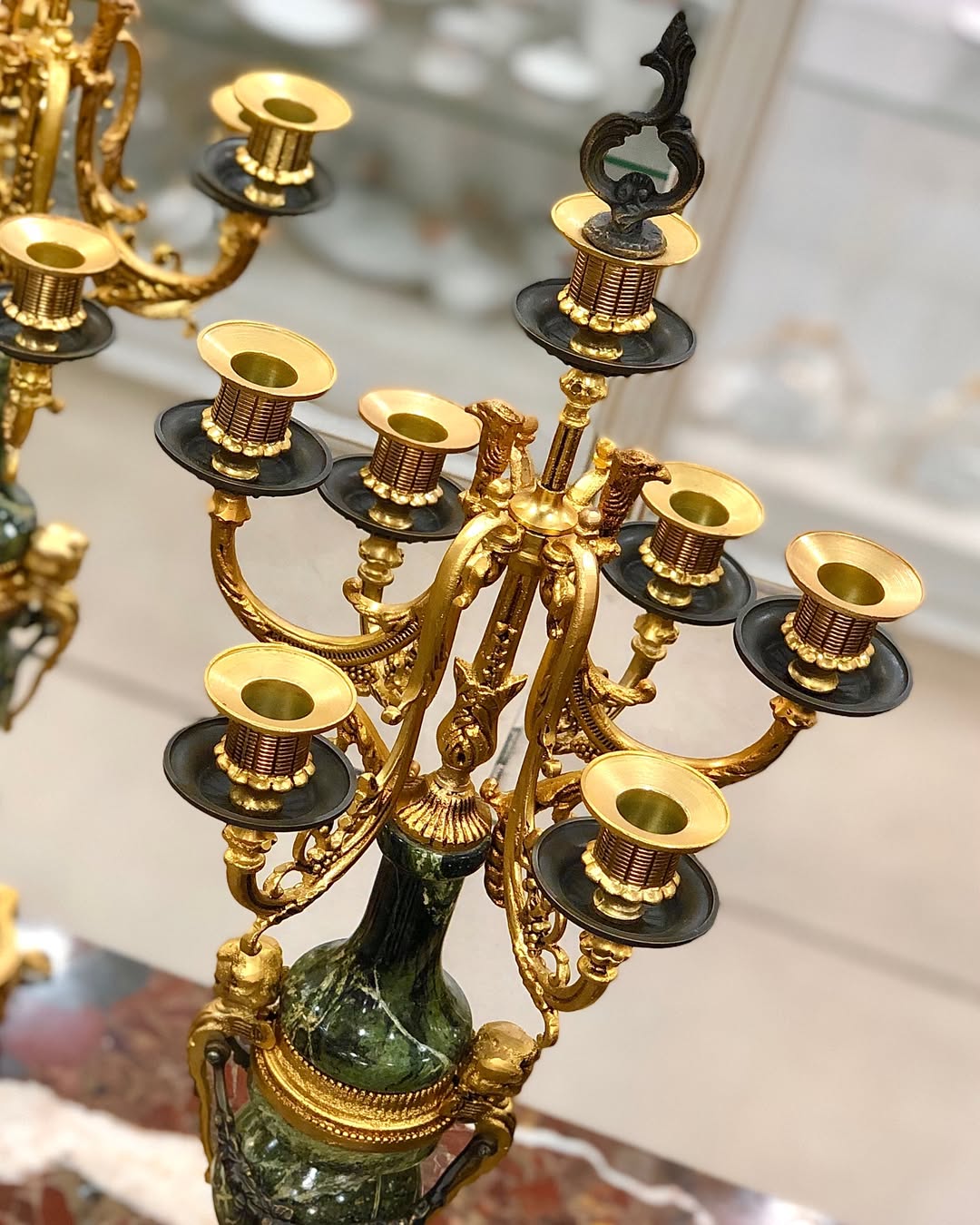 ساعت و شمعدان سنگ و برنز - 