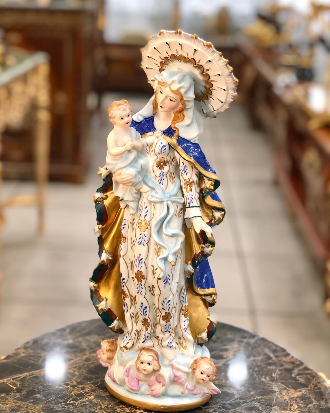 مجسمه‌‌ پرسلین دستساز  مریم مقدس - 