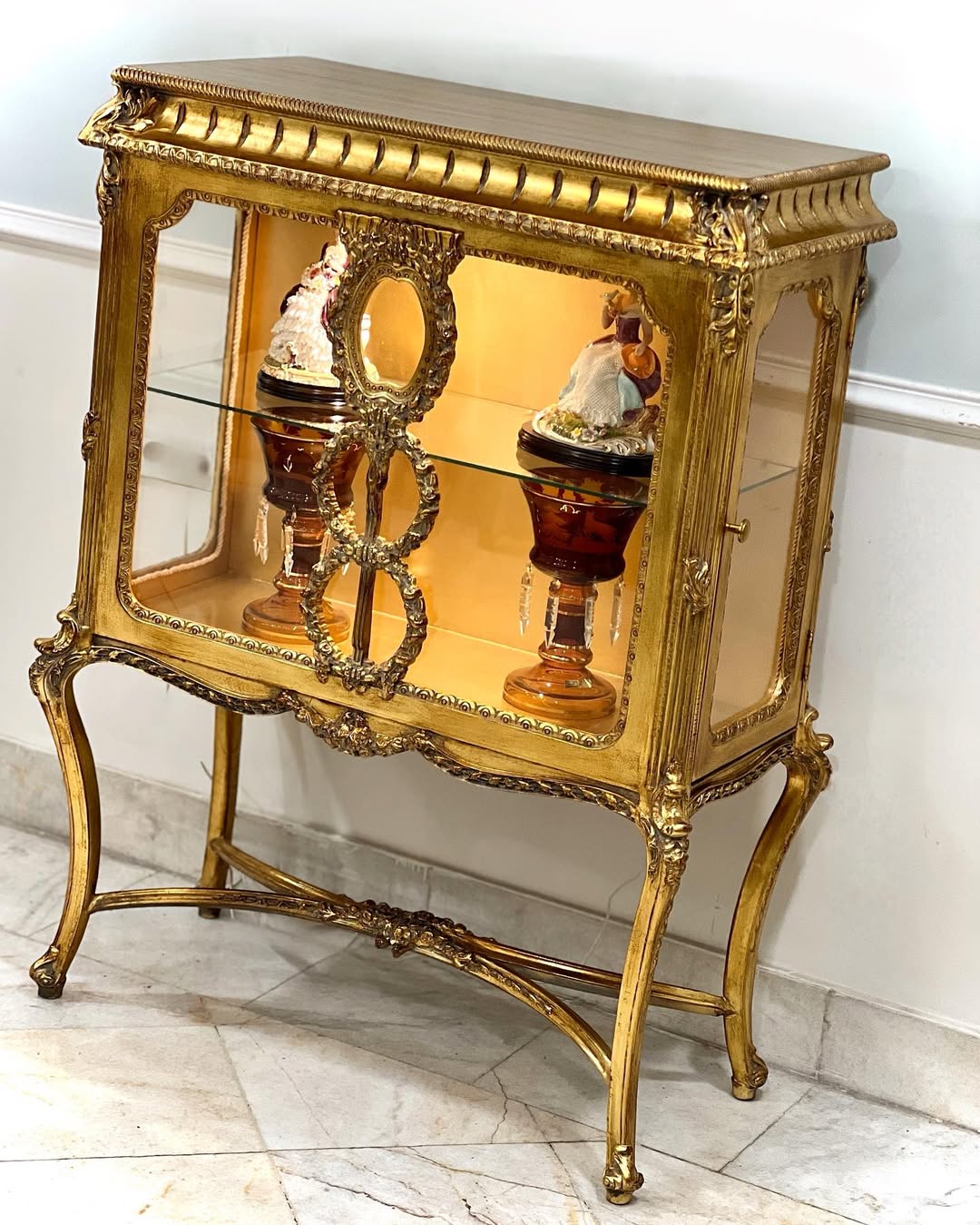 ویترین منبت مصری پایه‌بلند - 