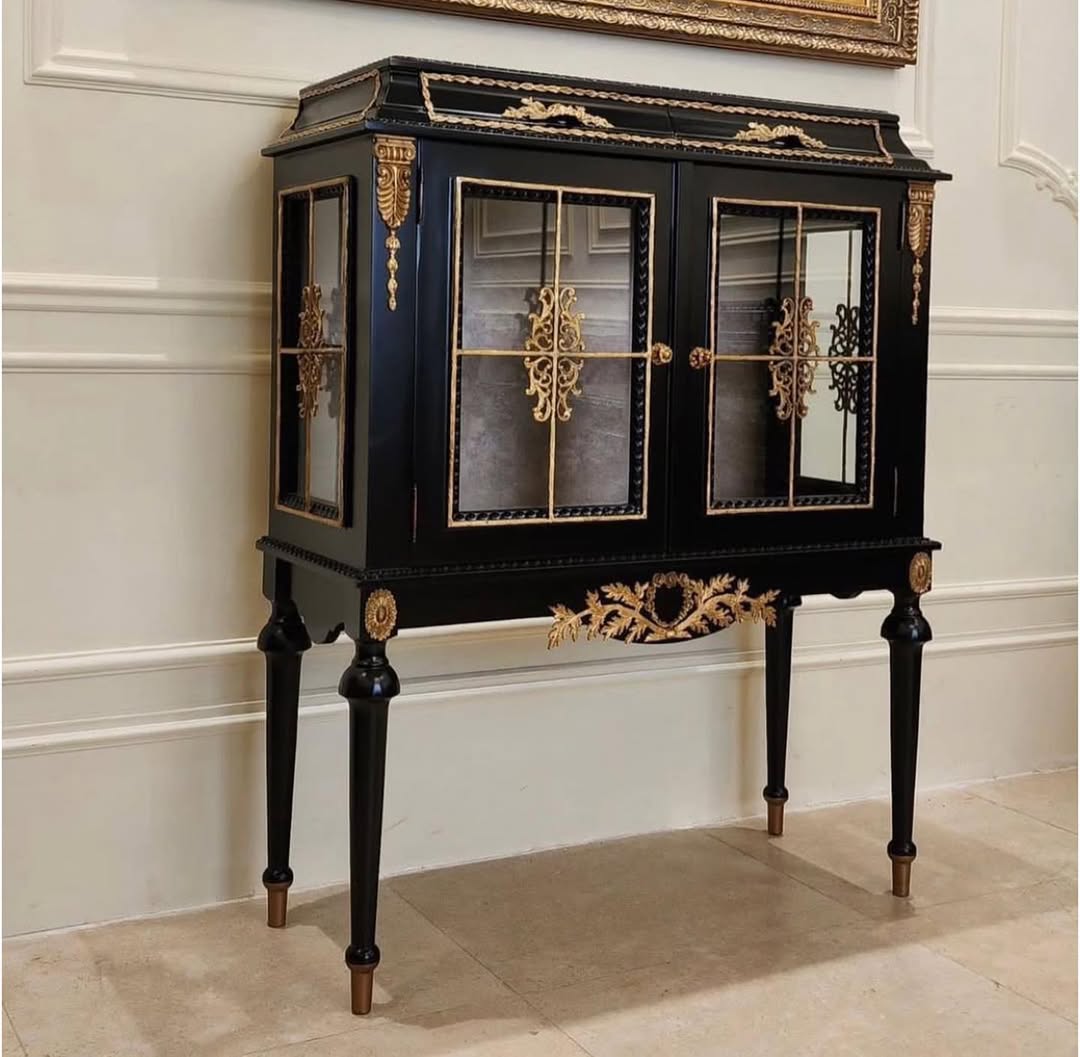 مینی ویترین الیزا دوکشو مشکی - 